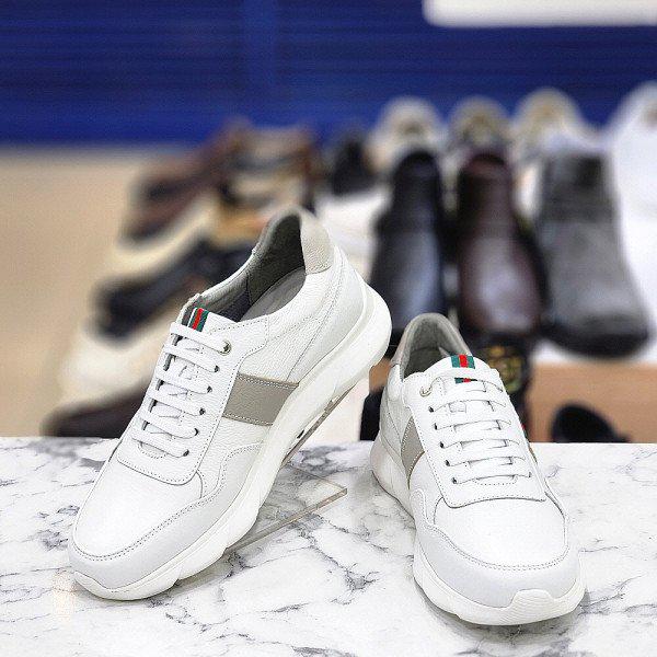 男性 4cm ホワイト 軽量 コンフォート カジュアル ウォーキング スニーカー 3MQ560