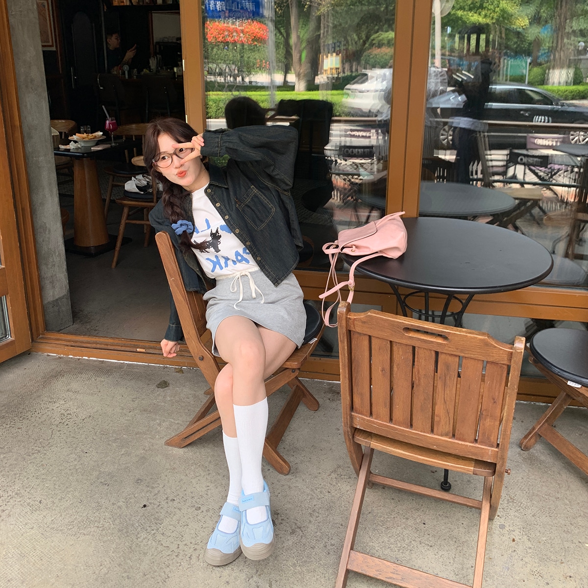 女性用レトロゆったり長袖シャツ2024秋気質スリムデザイントップス