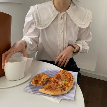 長袖ブラウス トップス シャツ ブラウス 長袖 フリル かわいい 大人可愛い きれいめ シンプル