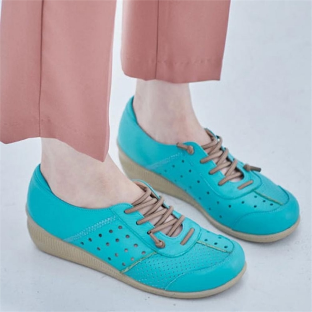 (Ninas Paris) レザーパンチングコンフォートヒールバンディングローファー (0K327) 7,049円