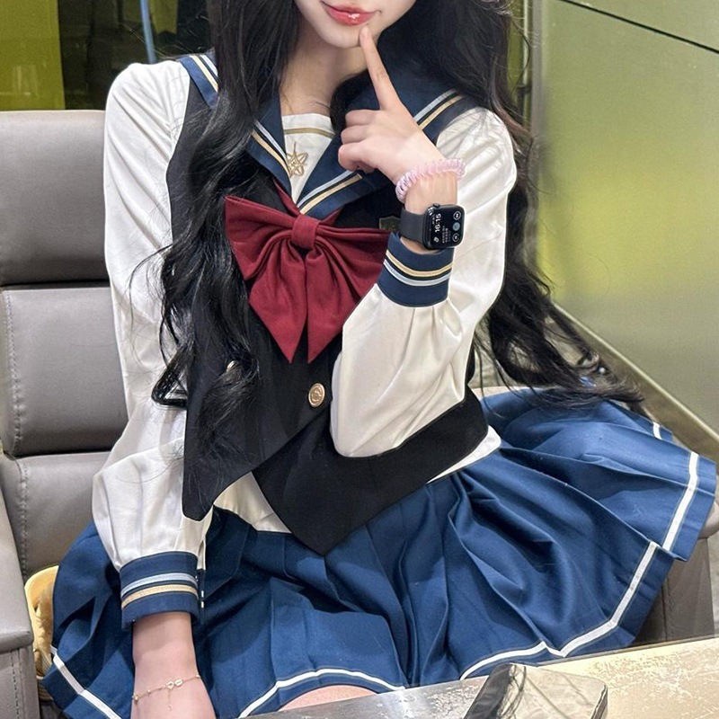 和風JK制服セット春秋用蝶ネクタイ付きセーラーカラーシャツベストプリーツスカートの3点セットです