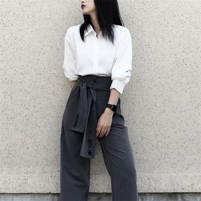 レディースホワイトロングスリーブシャツレディースファッショントレンドレトロ香港スタイルシャツラージサイズ多用途ルーズカジュアルトップス無地シンプルカジュアルレディースシャツ多用途