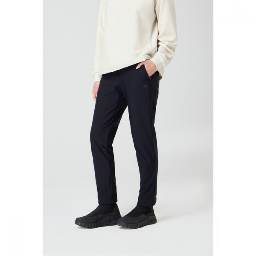 コオロンスポーツ 冬用 レディース スリムフィット 起毛 ストレッチ パンツ TVPNW24502DNA