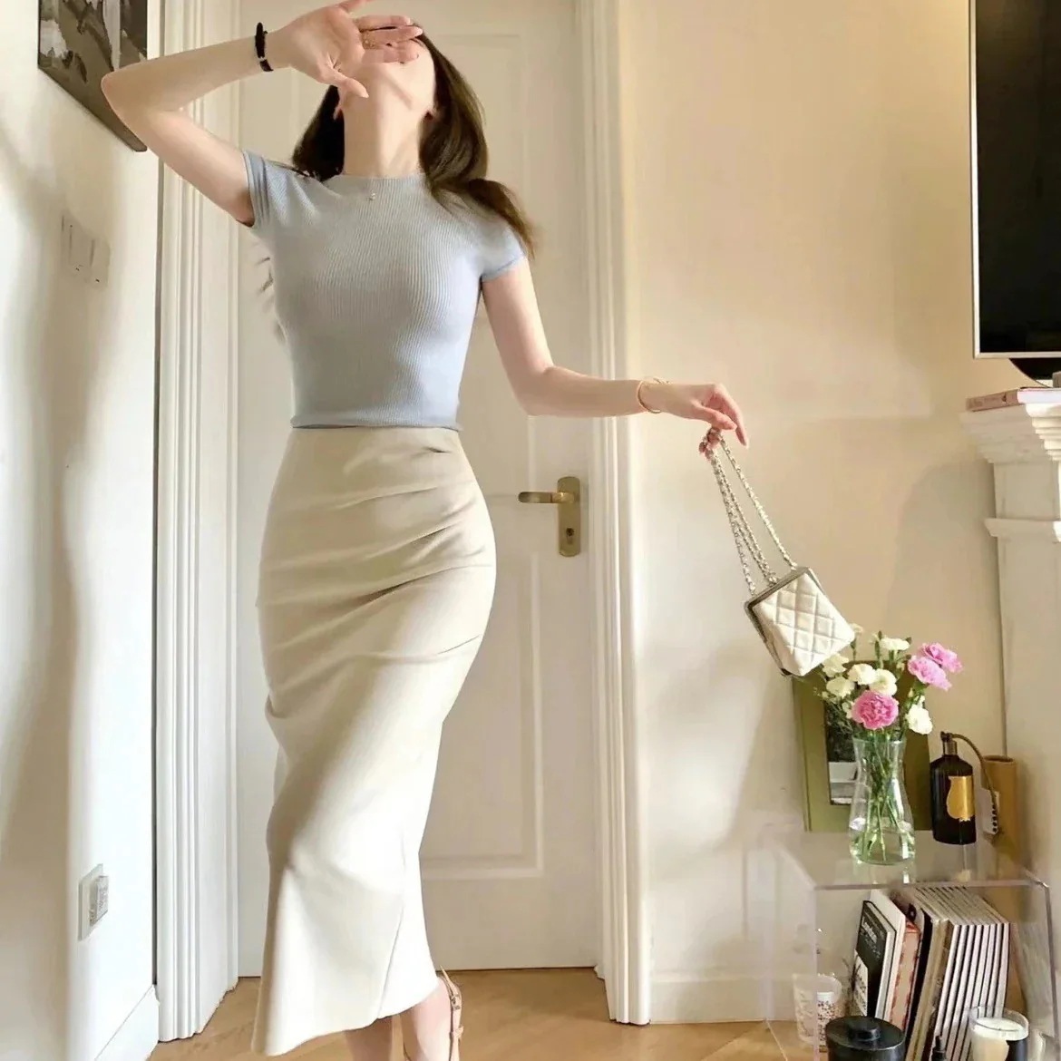 2024入荷韓国ファション春夏上下セットおしゃれスリム見えトップススカート二点セットセットアップ30%までに制限