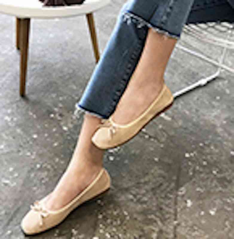 ローファー レディース 可愛い シューズ ローヒール 幅広 革靴 ヒール ビット 大人 革 靴 フラットシューズ 春 黒 痛くない レザー モカシン ブランド 学生 秋 バレエシューズ 冬 夏 ブーツ