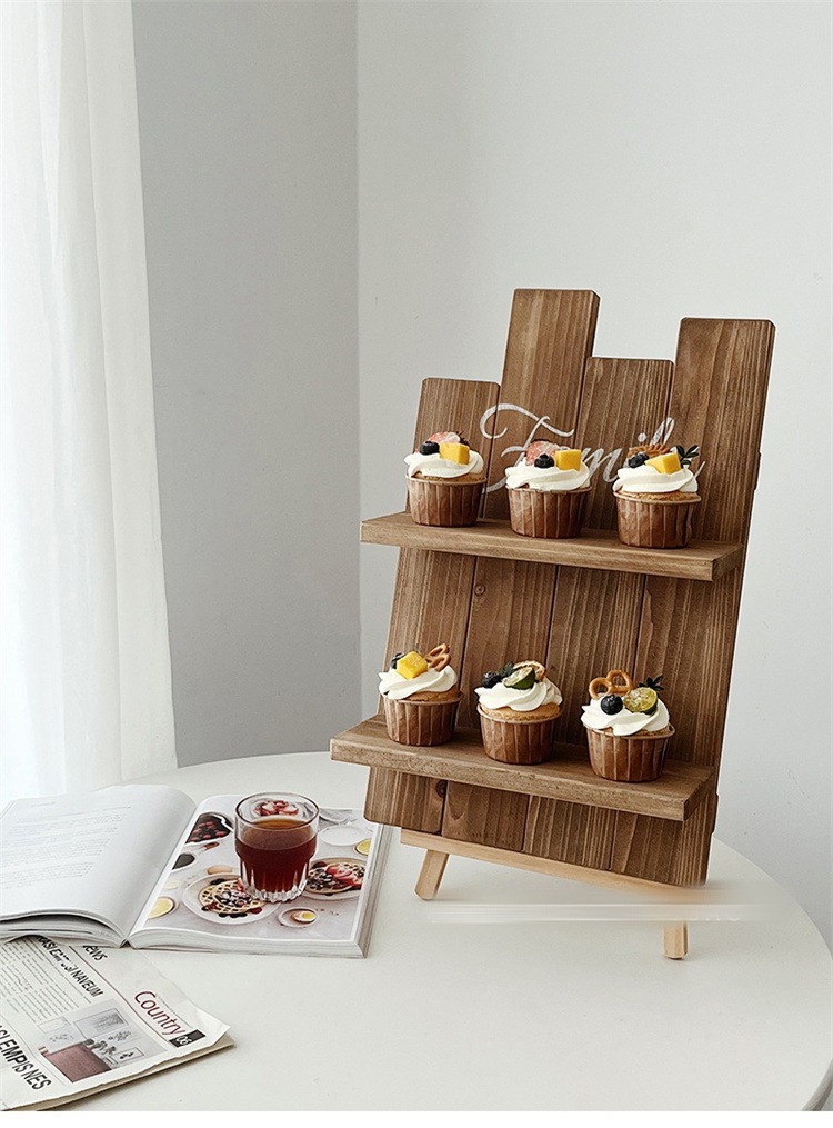 限定新品スタイル 大人気 デザート棚 レストラン展示棚デザインセンス 結婚式展示棚 菓子皿棚 トレンド デザート台 ケーキ展示棚 原木 レトロ カフェ展示棚2025