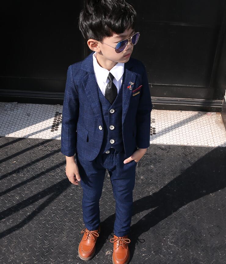人気 新作 7点セット！子供スーツ 男の子 スーツ 入学式 シャツ 男の子スーツ 子供 フォーマルウエア フォーマル セット 発表会 入学式 入園式 キッズスーツ 七五三 結婚式 卒業式 80/90/