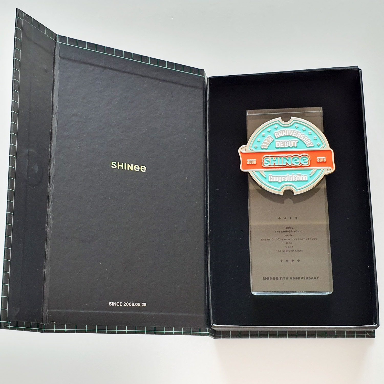 [Limited] SM TOWN SUM SHINee Debut 11th Year Anniversary Official Trophy