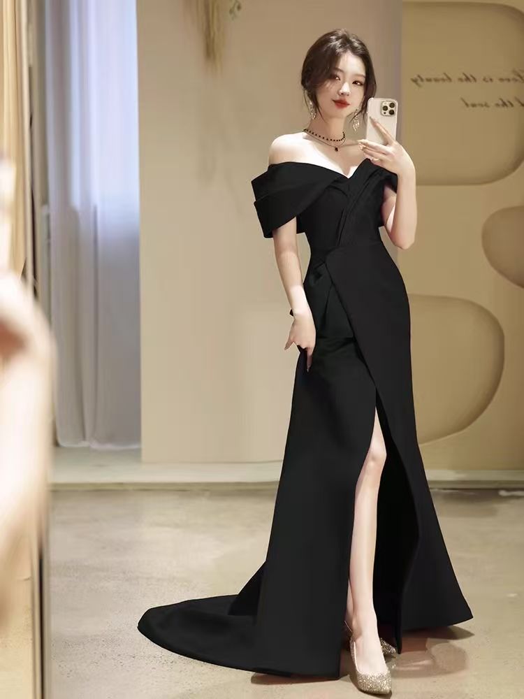 パーティードレス ウェディングドレス 新作 黒 高級感 ロングワンピース 結婚式 花嫁 成人式 お呼ばれ ウェディング 演奏会 二次会 前撮り ワンピース ロングドレス 6,449円