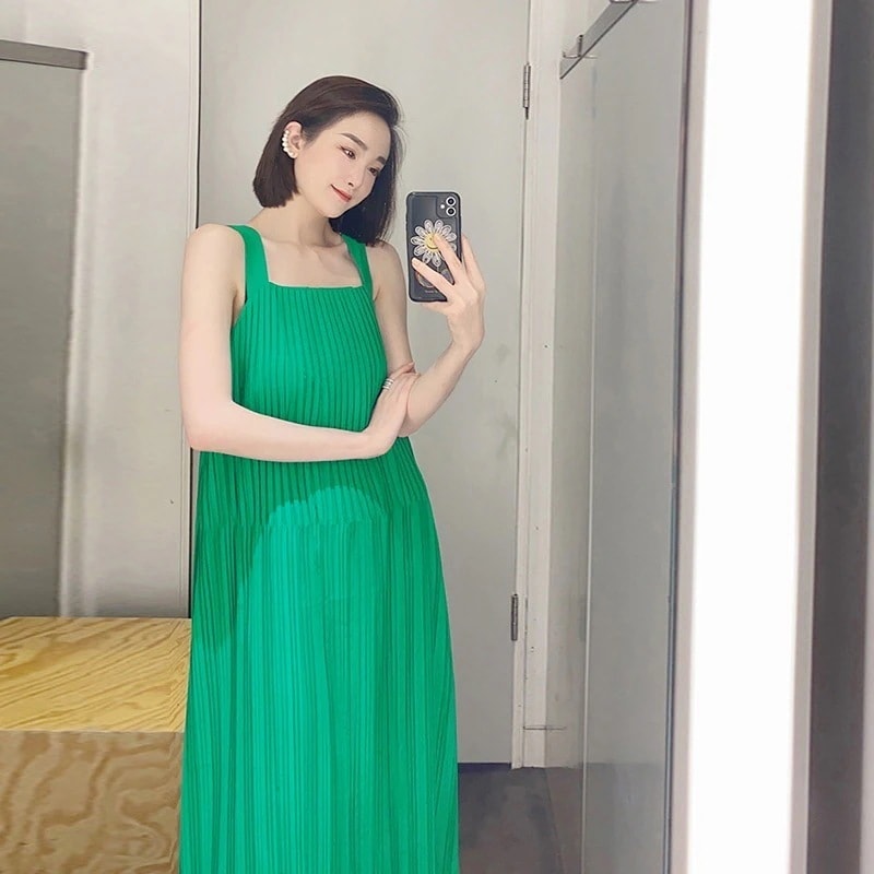 キャミワンピース 新作キャミソールワンピースロングセクシーノースリーブ韓国ファッションレディース夏服プリーツスカート