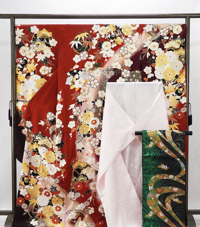 振袖 正絹 吉祥四季花模様 身丈170.5cm 裄丈69cm 振袖3点セット リサイクル 中古 着物 e4031