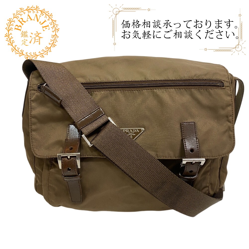 メッセンジャーバッグ ヴェラ ナイロン ショルダーバッグ カーキ ブランド 28,015円