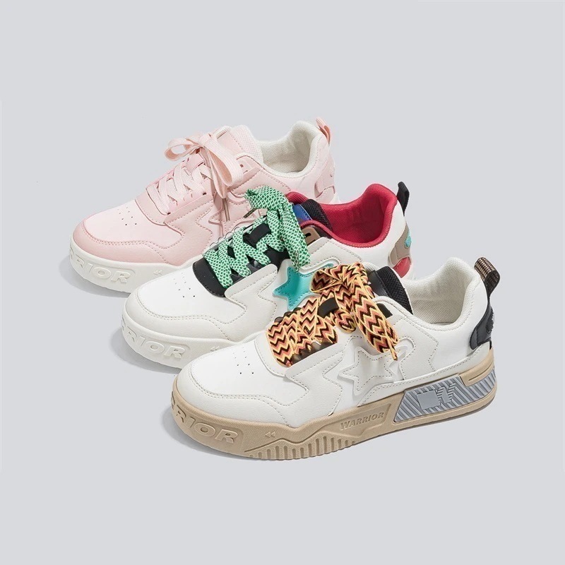 韓国ファッション 24ブランド新作厚底スニーカーレディースアウトドアカジュアルフラットシューズ韓国ファッションスポーツ軽量通気性ハイヒール滑り止めケーキ靴快適柔らかい底 福袋 5,501円