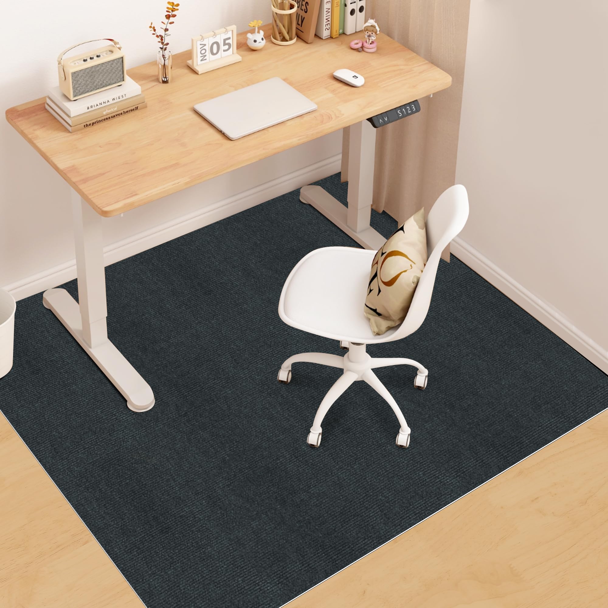 チェアマット YIDIHO いすマット 160×140cm 厚さ4mm 滑り止め 床保護マット フロアマット クッション 防音 TPRマット 吸音防音マット 床暖房対応セルフ粘着 50288