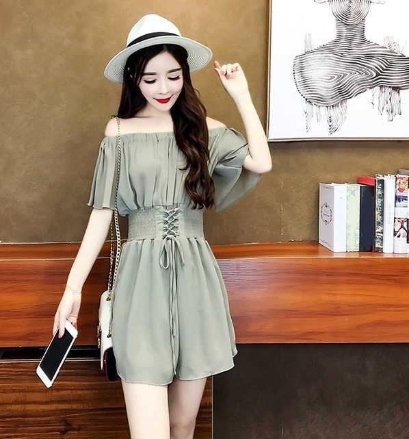 1980.オフショルダーウエストリボンフレアドレス（カーキ）2019 春夏 sale 春夏 sale ワンピース フリル ショートパンツ キュロット エレガント お呼ばれ パーティー 結婚式 披露宴 100,000円