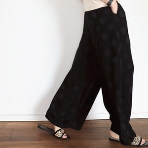 大きいサイズ ボトムス ワイドパンツ ワイド デザイン ウエストゴム 美ライン ニュアンス 伸縮性 ストレッチ かわいい 大人可愛い きれいめ シンプル カジュアル 大人 上品 おしゃれ お洒落