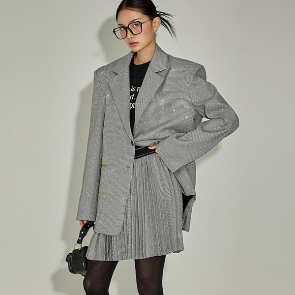 J9317 スタッド キュービック ジャケット 18,195円