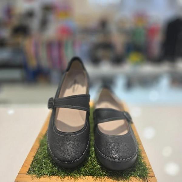 セーブゾーン04 女性コンフォートカジュアルラウンドトーシェイプメリージェーンクッション ダークブラウン D (S42307063)