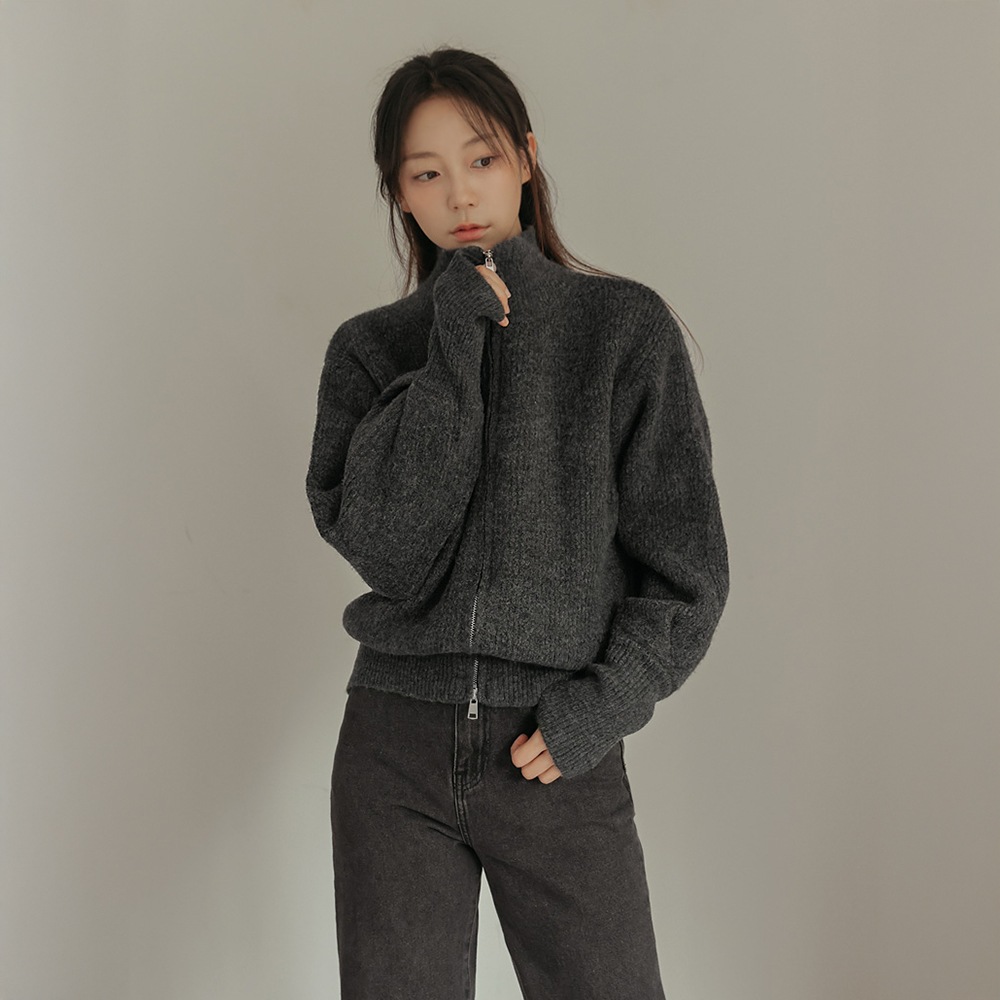 ホビルハイネックニット集業