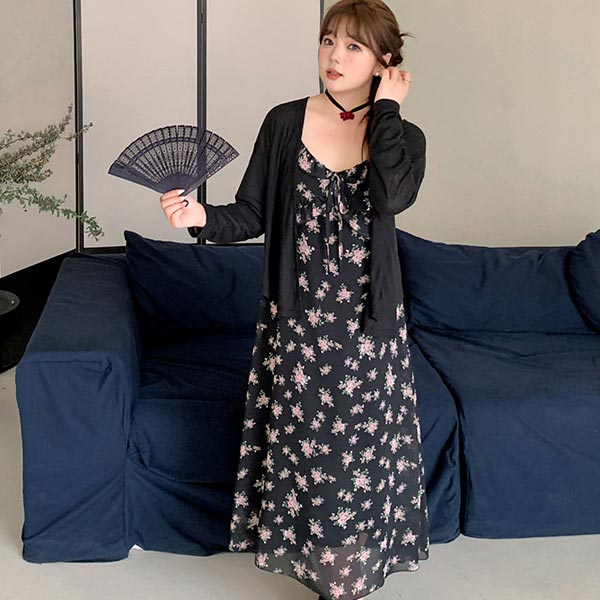 調節できる肩紐 フラワープリント カーディガン ショート丈 コード付きバックスリット入り