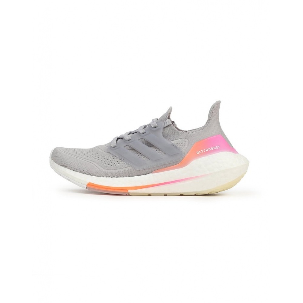 アディダスユニバーサルウルトラブースト 21_FY0397