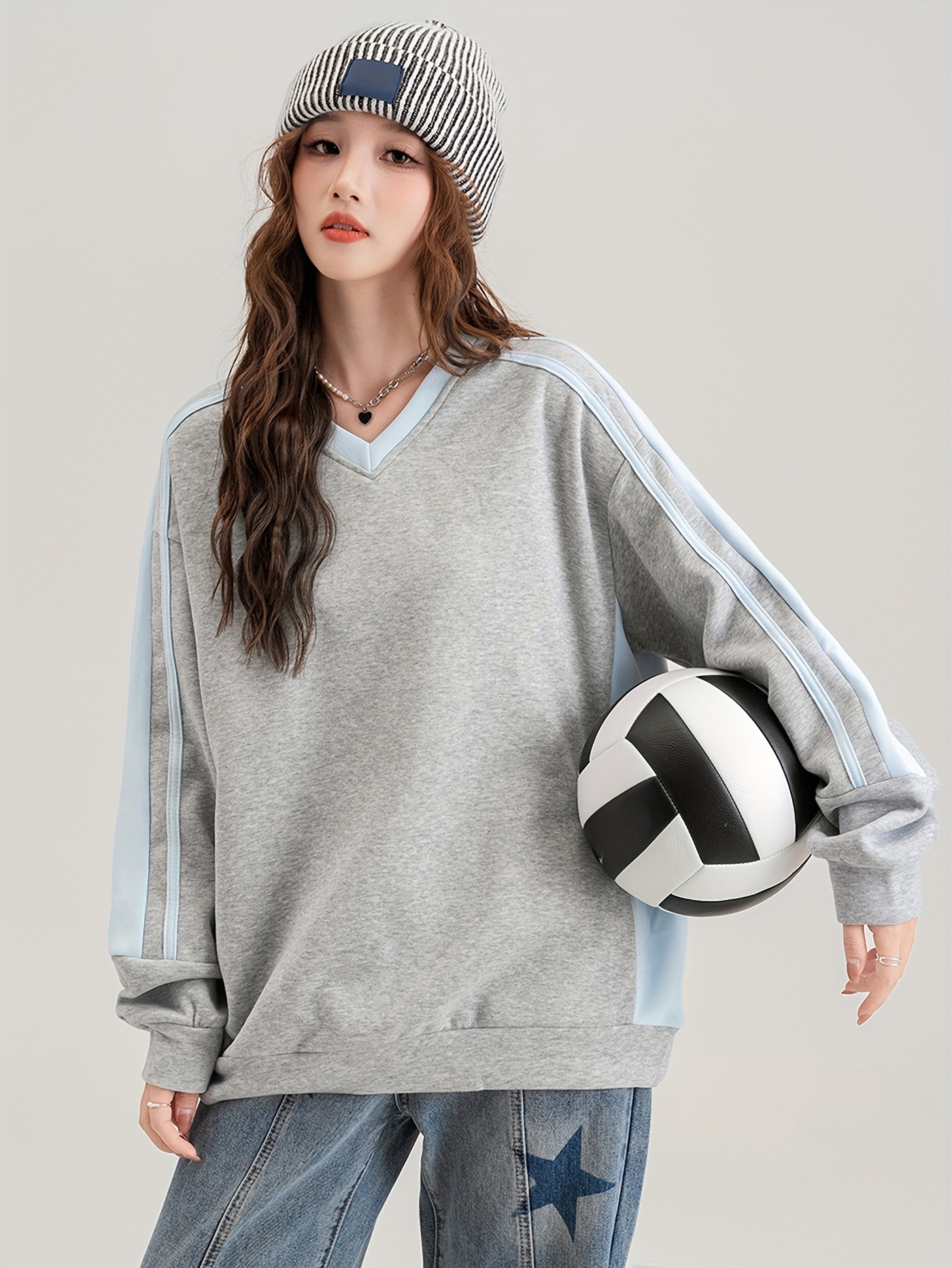 トレンド2トーンVネックセーターゆったりシルエット秋冬の定番