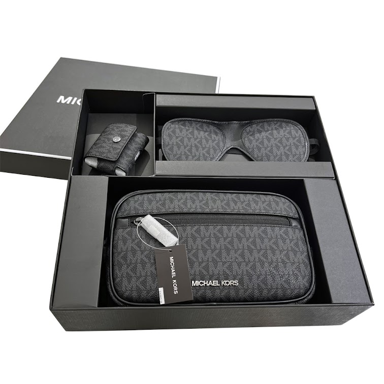 【NEW】即発 アウトレット 3-in-1 モノグラムロゴ トラベルギフト3点セット 36U2LGFN2B-BK