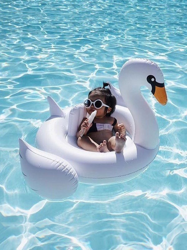 SUNNYLIFE サニーライフ 浮き輪 子供 キッズ インスタ フロート うきわ スワン 白鳥 おしゃれ インスタ映え Baby Float Pearl Swan 海水浴 グッズ プールグッズ ビー浮き輪