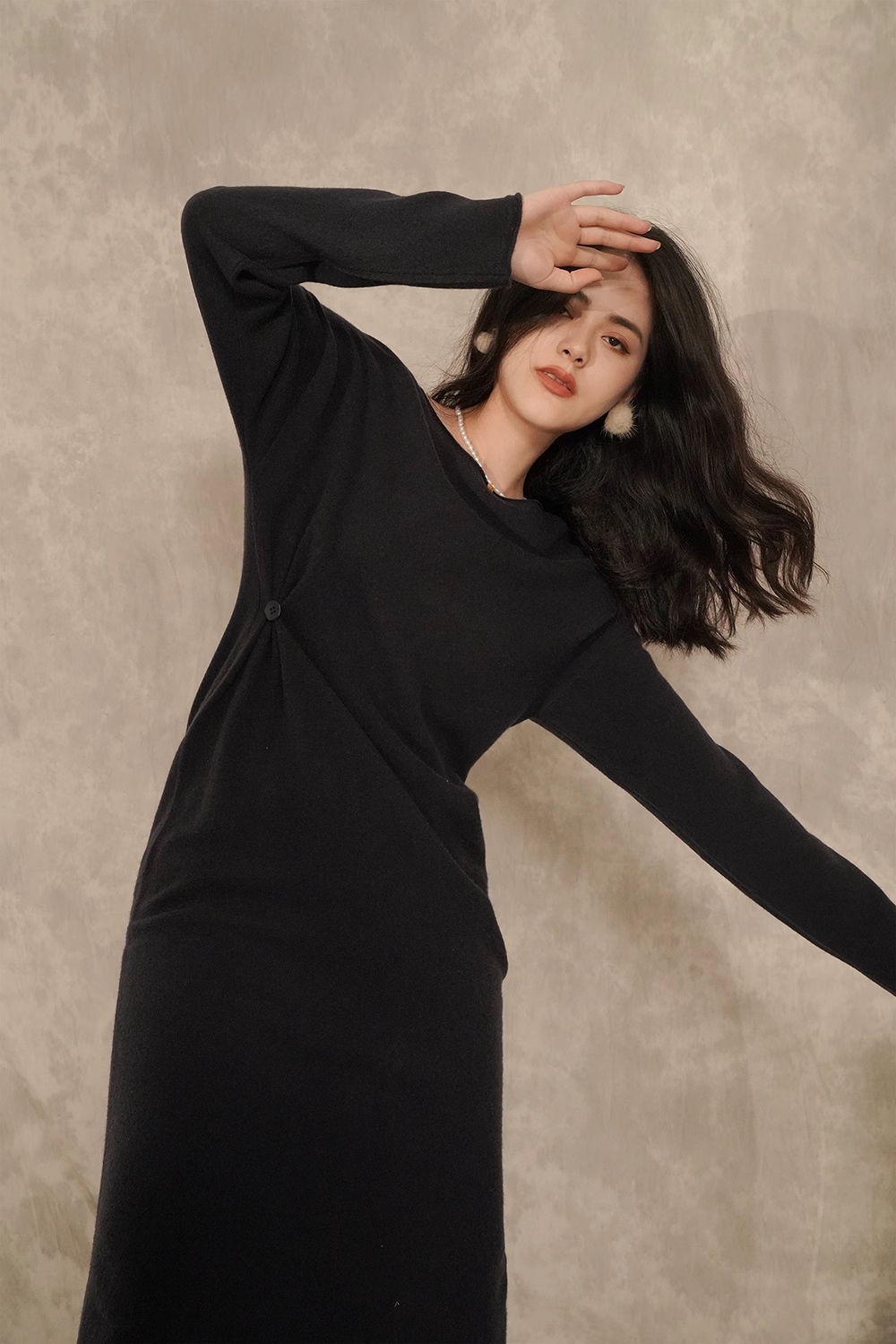 秋 冬 ウール スリム ラウンドネック 長袖 ワンピース ワンピース 膝下 袖あり 長袖 襟なし 大人可愛い きれいめ シンプル 大人 上品 おしゃれ お洒落 無地 秋 冬 10代 20代 30代