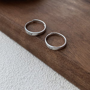 【1点ご購入 で10点プレゼントいたします】足銀の2つの当てのないカップルリングシンプルさに口を開くペアリングバレンタインギフト