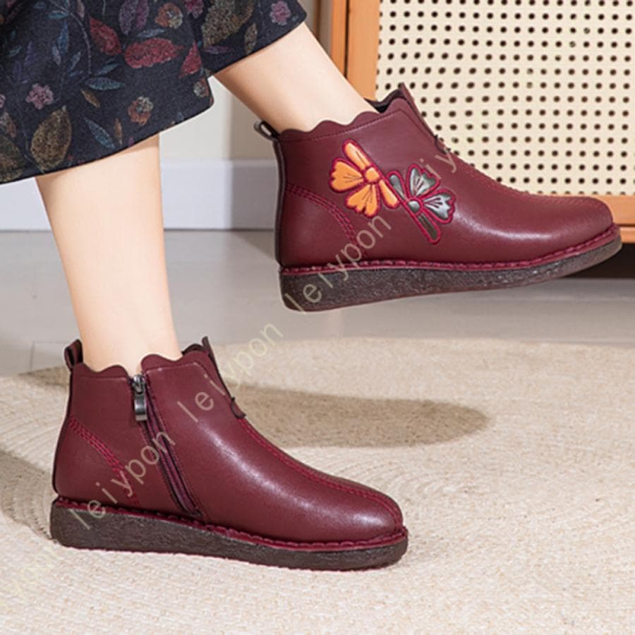 スノーブーツ 可愛い 雪靴 ボア 保温 スキー 雪遊び 冬用靴 滑り止め 暖かい 雨の日 雪の日 通学 アウトドア 撥水 防滑 おしゃれ ウインターブーツ 短靴