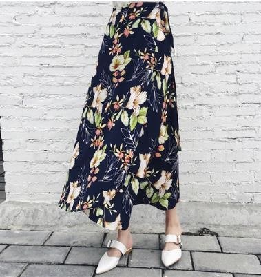 3070.ハイウエストロングシフォンビーチスカート（ブルー 花束）