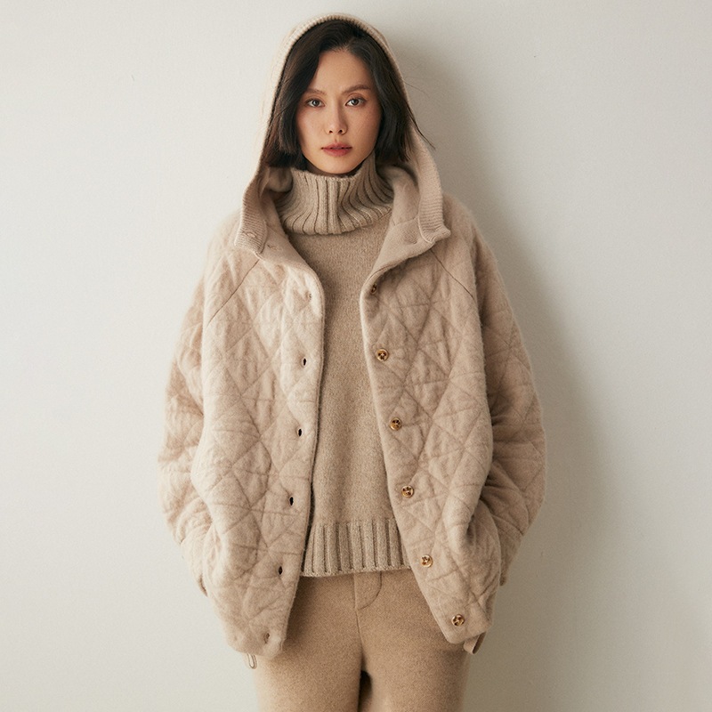 減齢のカシミヤと帽子のカーディガンの純単列ボタンのデザインの気質はシンプルで暖かい綿服のコートです 12,713円