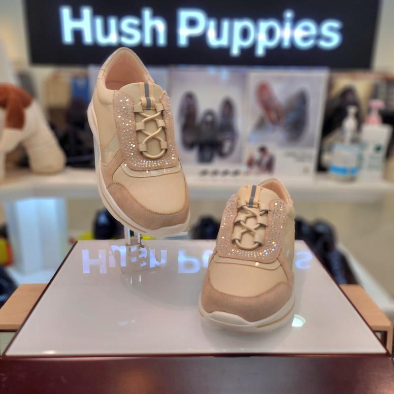 女性 足に優しい3cm軽量コンフォートスニーカー 3fq487-B_CA