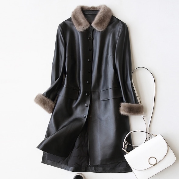 ラムレザーロング　毛皮コート　ミンク襟レディース　ブラック