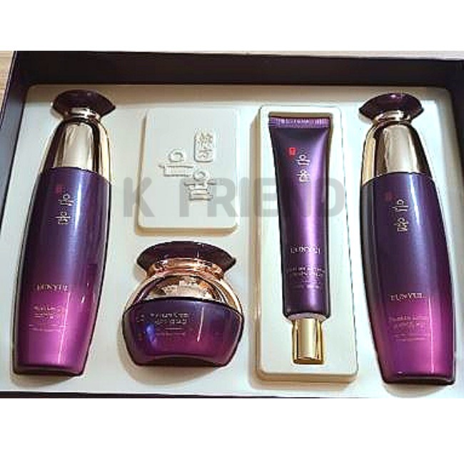 プレミアム漢方4種セット 韓方成分 高麗人参エキス 肌バリア強化 伝統処方 肌活力 エイジングケアセット ギフトセット 高機能性スキンケア デイリーケア 水分補給 プチ贅沢スキンケア