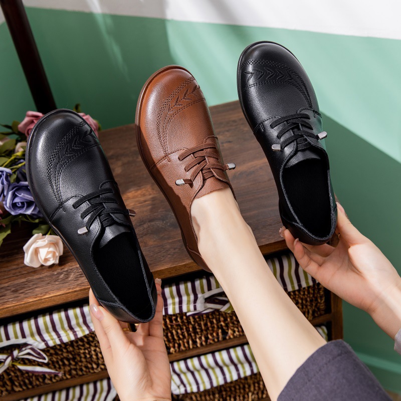 パンプス ぺたんこ ローヒール 走れる ぺたんこパンプス 靴 黒 ポインテッドトゥ とんがり