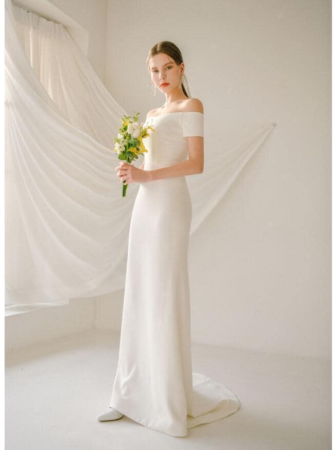 ウェディングドレス 前撮り ドレス 花嫁 ロングドレス 海外挙式 大きい シンプル ロング丈 ワンピース ブライダル ファッションショー 後撮り 結婚式 披露宴 演奏会 発表会 編み上げ