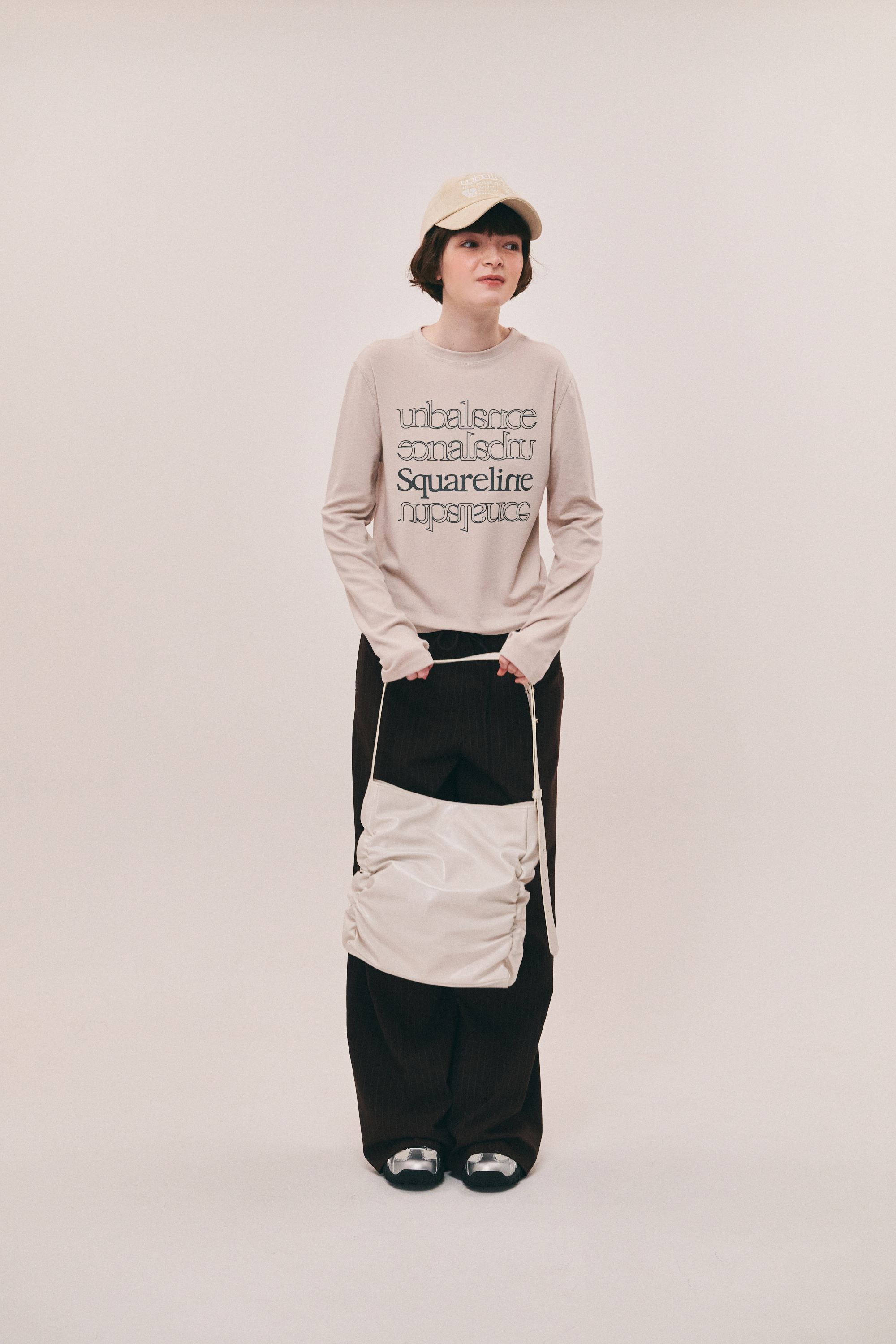 [Square Line] S1033 Hurr