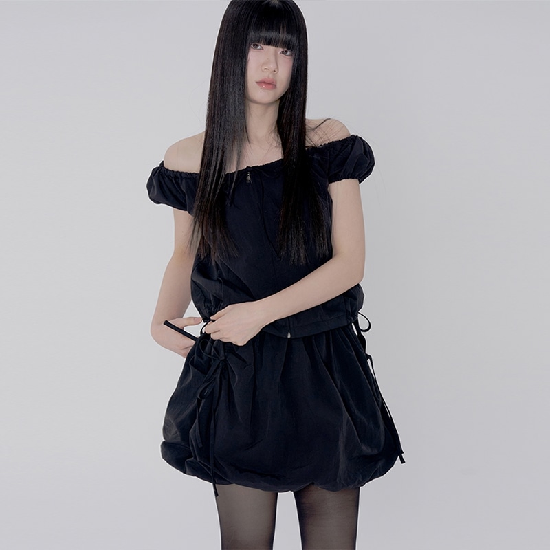 VOLUME NYLON SKIRT - BLACK