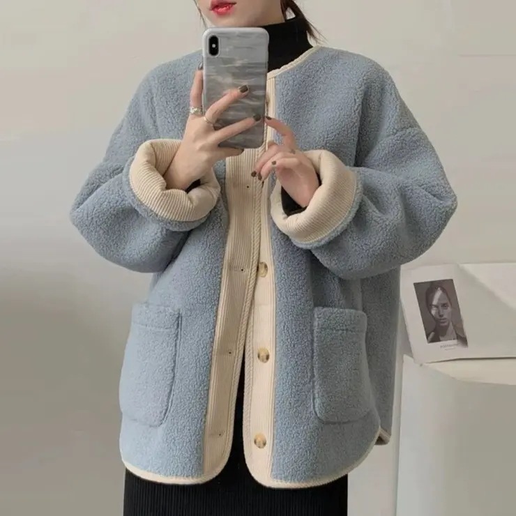 春あったか可愛いボアジャケット アウター コート 羽織 防寒 あたたかい ドロップショルダー ボリュームスリーブ ポケット付き ボタン ゆったり オーバーサイズ 軽やか 上品 大人カジュアル おしゃれ