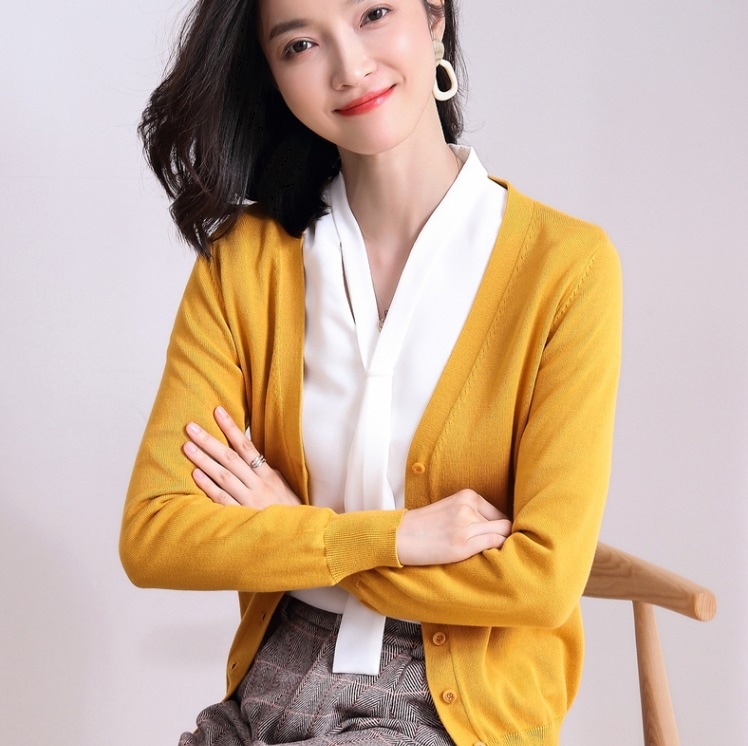 長袖ニットカーディガン カジュアルニットセーター 春秋ニットカーディガン トップス アウター ニットソー セーター カーディガン 上着 ショート丈 袖あり 長袖 Vネック スリム タイト ストレート