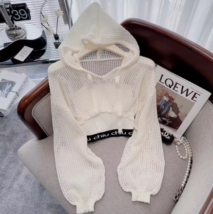 レディース トップス ニット プルオーバー 長袖 フード 透け感 シースルー 伸縮性 薄手 シアー かわいい 大人可愛い シンプル カジュアル 上品 おしゃれ ボーイッシュ ガーリー ルーズ