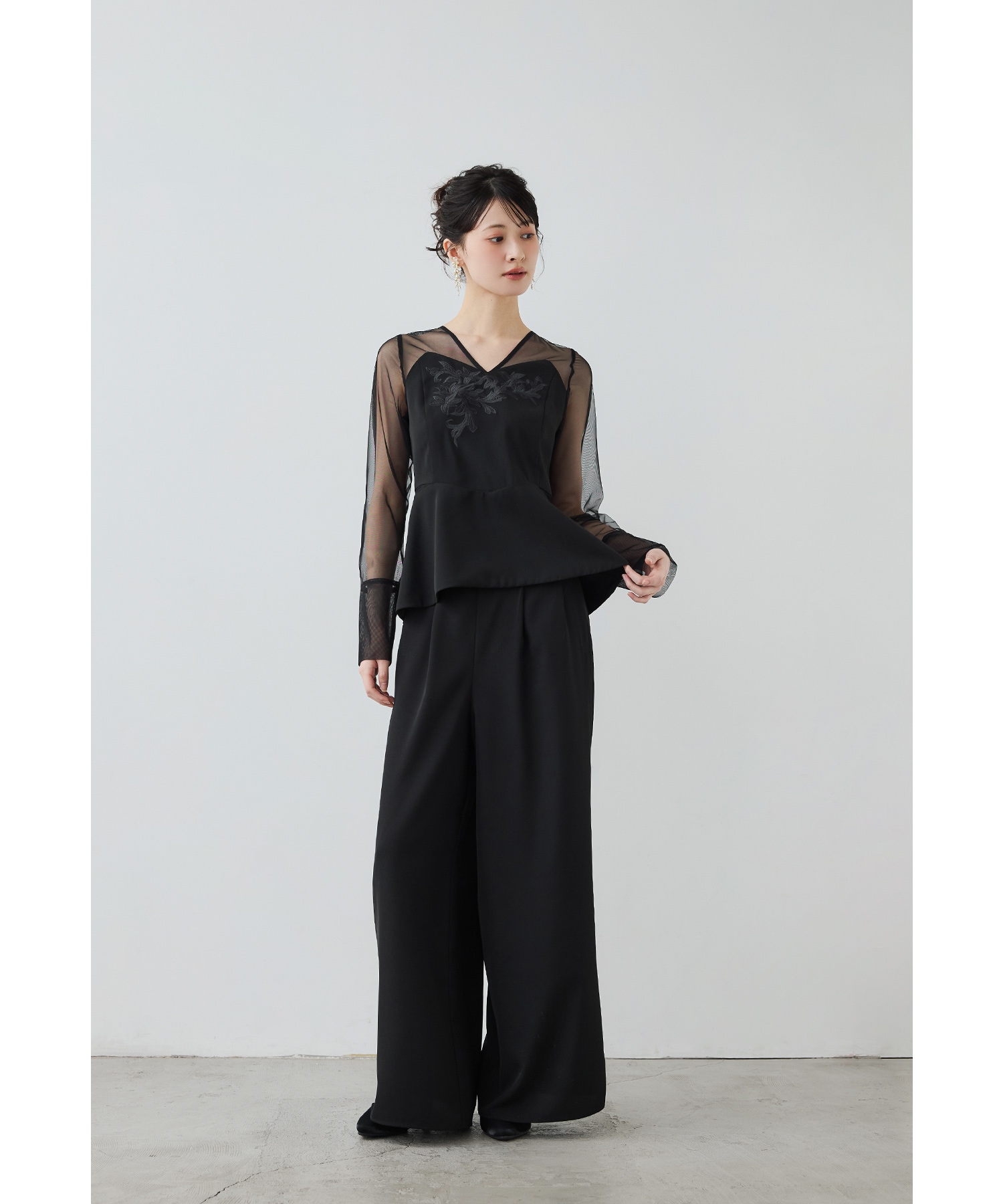 刺繍ペプラムブラウスセットアップドレス パーティードレス 結婚式 パンツドレス 2点セット セパレート ワイドパンツ チュール 長袖 お呼ばれ パーティー 二次会 披露宴 謝恩会 成人式 同窓会