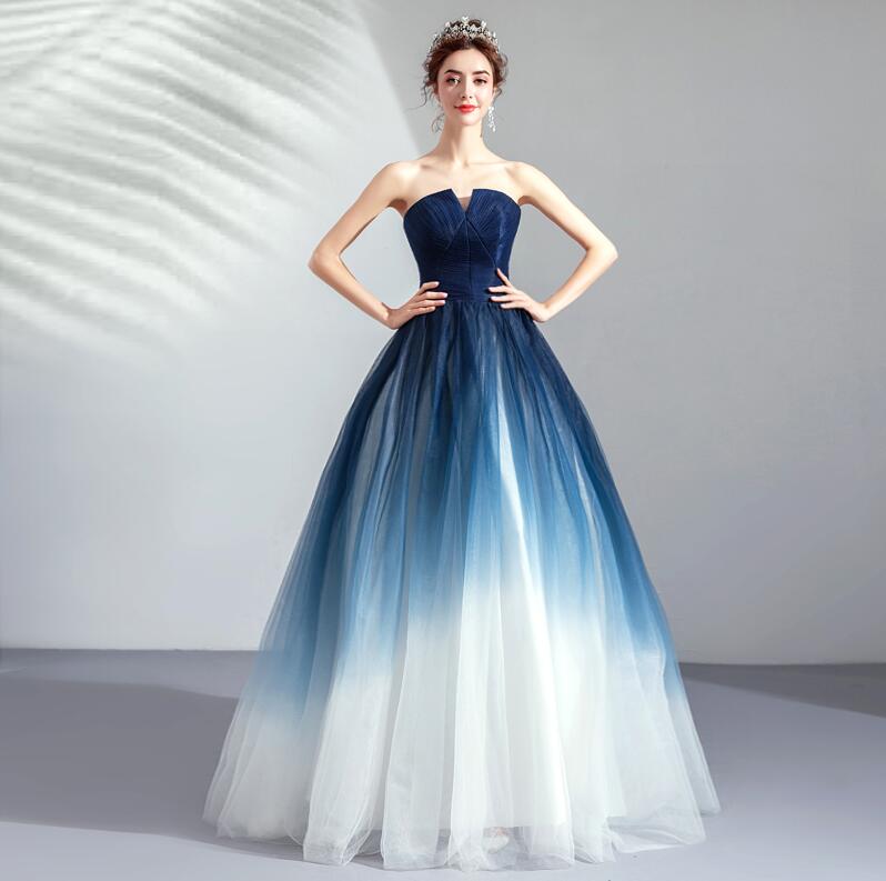 新登場グラデーションデザイン 花嫁 ブルー 高級ウエディングドレス オフショルダー 編み上げ 演出 舞台 撮影 披露宴 結婚 お姫様ドレス Aライン エレガント 成人式 キレイめ 司会 ス