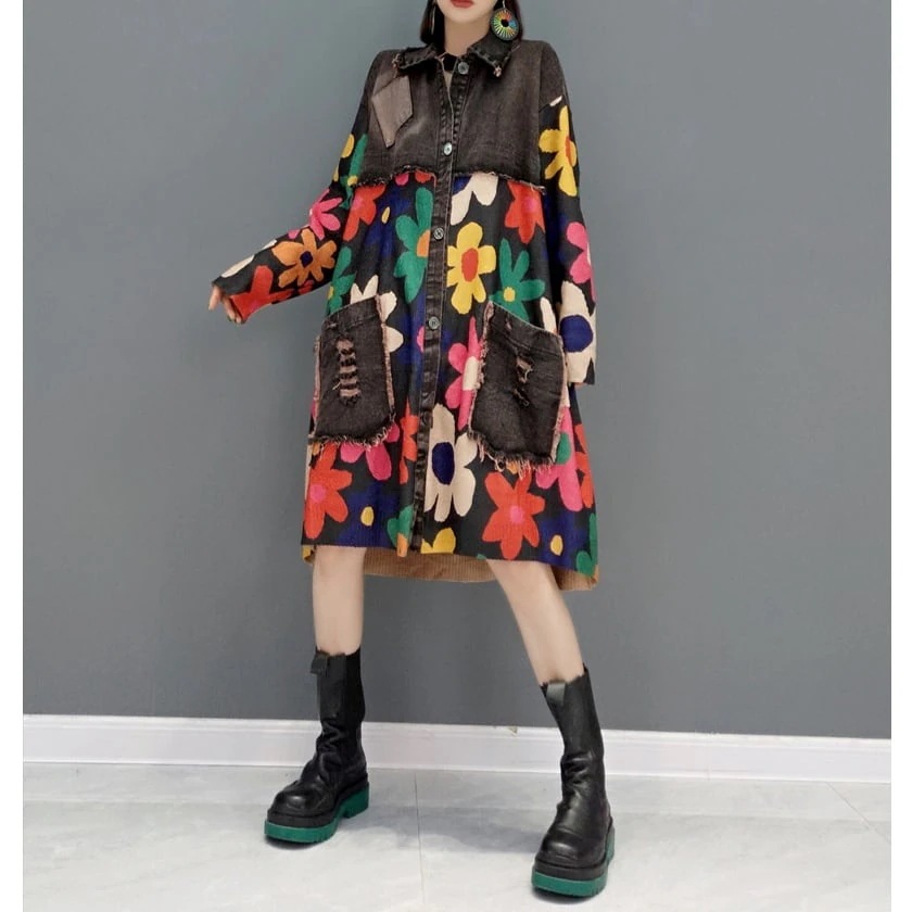 フラワープリントAライン　デニムミディシャツドレス 個性的なデザイン ステージ衣装 演出衣装 イベント こせい 個性 特徴あり 新作 TV 主演 ステージ衣装 舞台 おしゃれ 8,496円