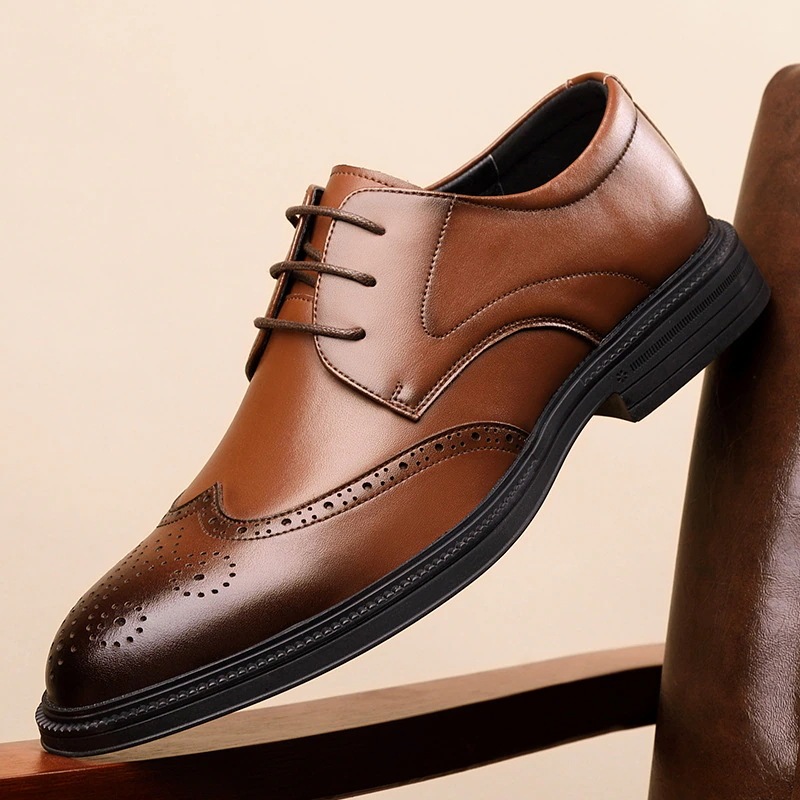 メンズ フォーマル ブローグレザーシューズ 牛革 カジュアル スーツ レザーシューズ ビジネス 新郎用シューズ 英国 4,873円