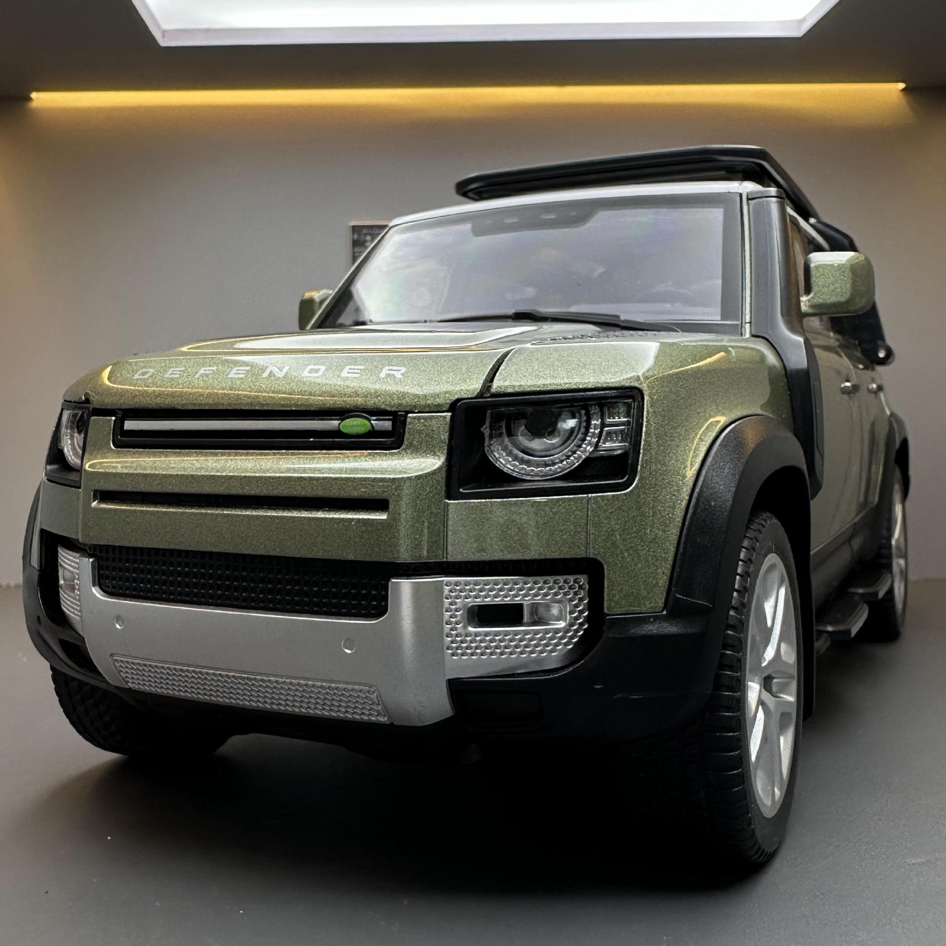 チーイー合金車模型 1:18 ランドローバーディフェンダーオフロードカー 発音＆LED ライトおもちゃ車 サウンド模型置物