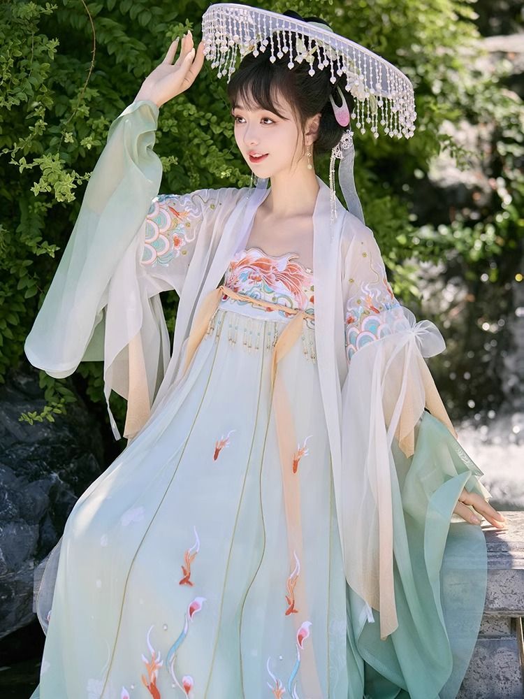 最大級お買い得高級感漢服 羽織付き 中華コスプレ衣装 華やか ワンピース+羽織振袖 レディース 中国古代服装 宮廷風漢服 チャイナ服 お姫様 貴妃コスチューム 華流 ハロウィン 衣装 振袖 花 刺繍