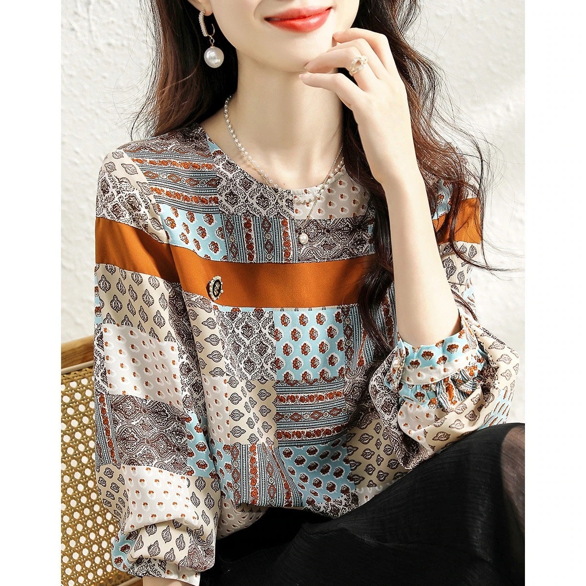 トップス シャツ レギュラー丈 袖あり 長袖 ラウンドネック 襟なし ルーズ ストレート プルオーバー 薄手 大人可愛い きれいめ シンプル カジュアル 大人 上品 レトロ アジアン エスニック